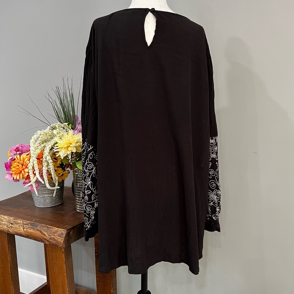 Love & Legend Long Sleeve - Picture 6 of 12